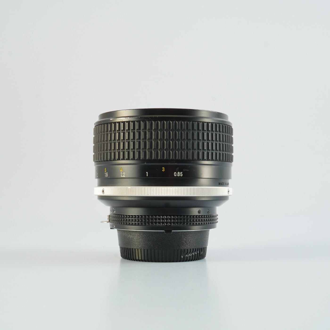【Serviced】 Nikon Ai-S NIKKOR 85mm F/1.4 単焦点レンズ