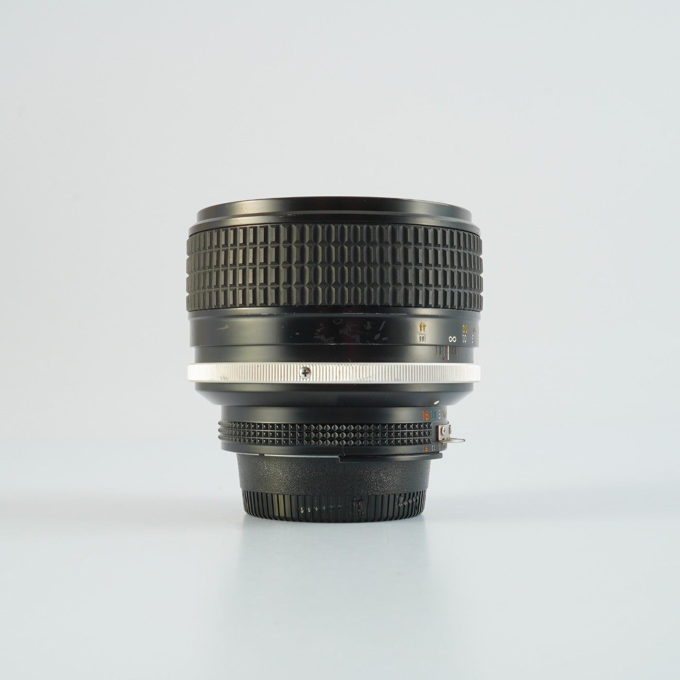 【Serviced】 Nikon Ai-S NIKKOR 85mm F/1.4 単焦点レンズ