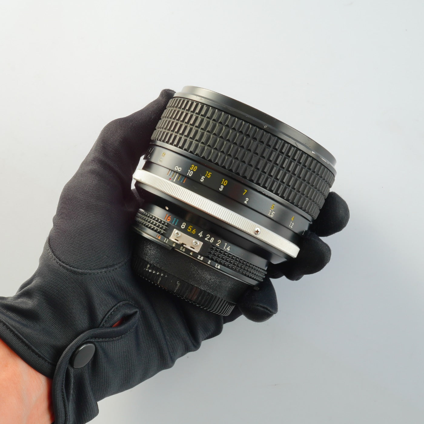 【Serviced】 Nikon Ai-S NIKKOR 85mm F/1.4 単焦点レンズ