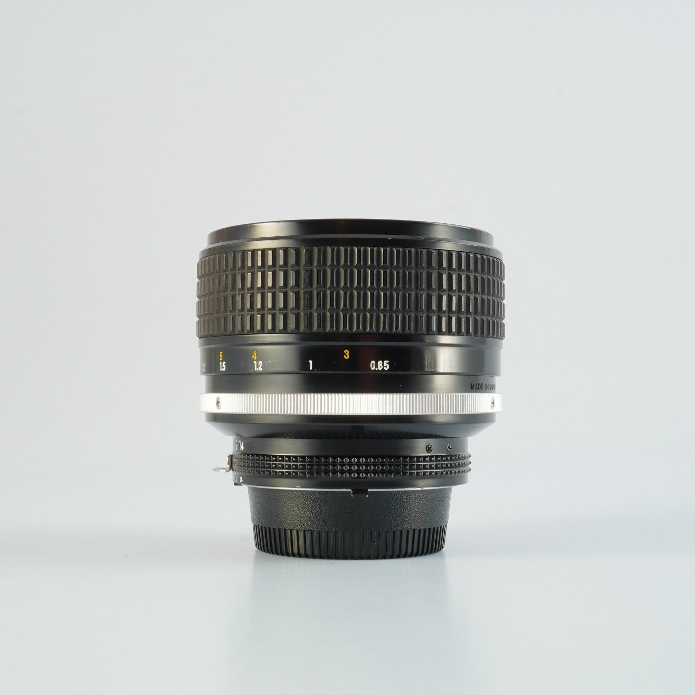 【Serviced】 Nikon Ai-S NIKKOR 85mm F/1.4 単焦点レンズ