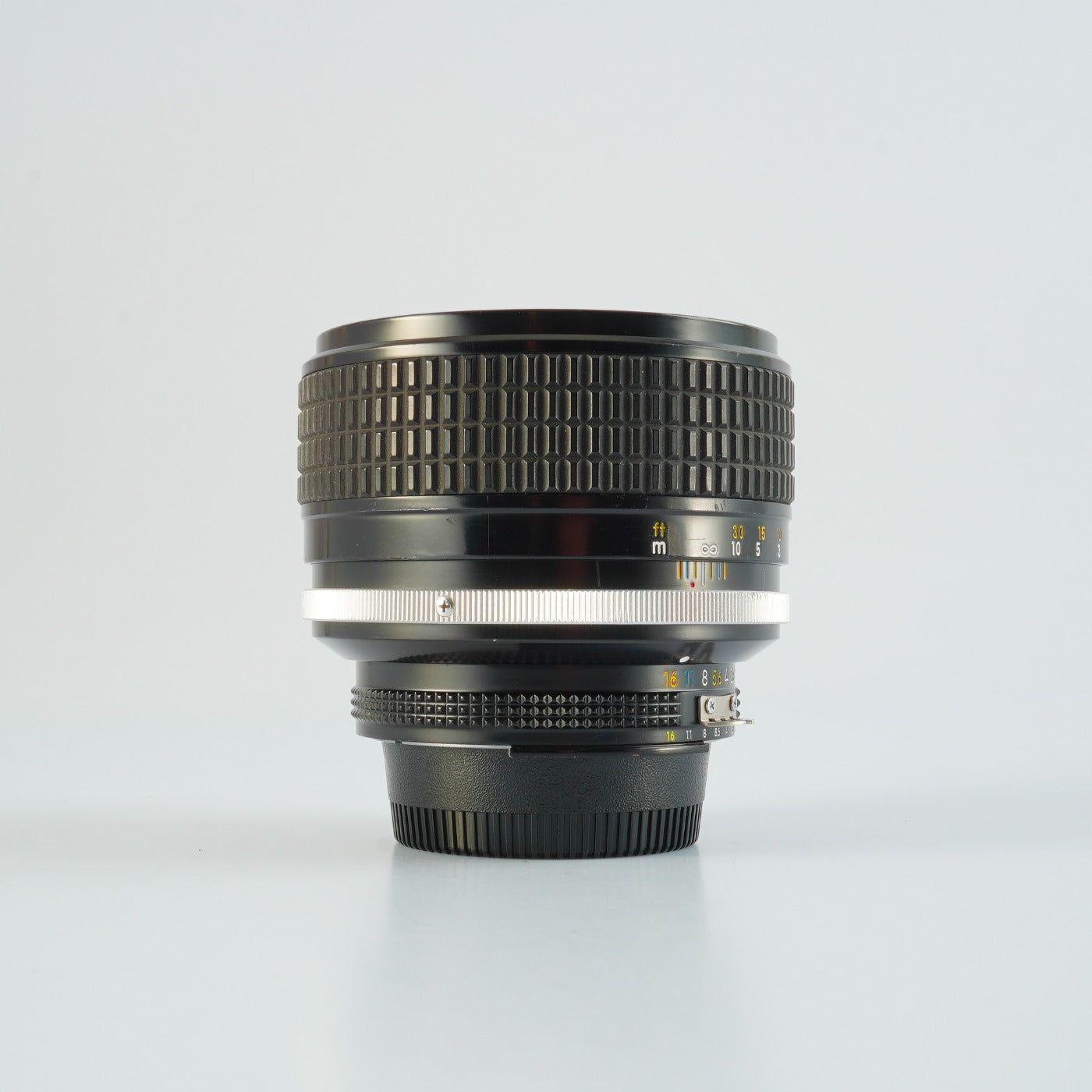 【Serviced】 Nikon Ai-S NIKKOR 85mm F/1.4 単焦点レンズ