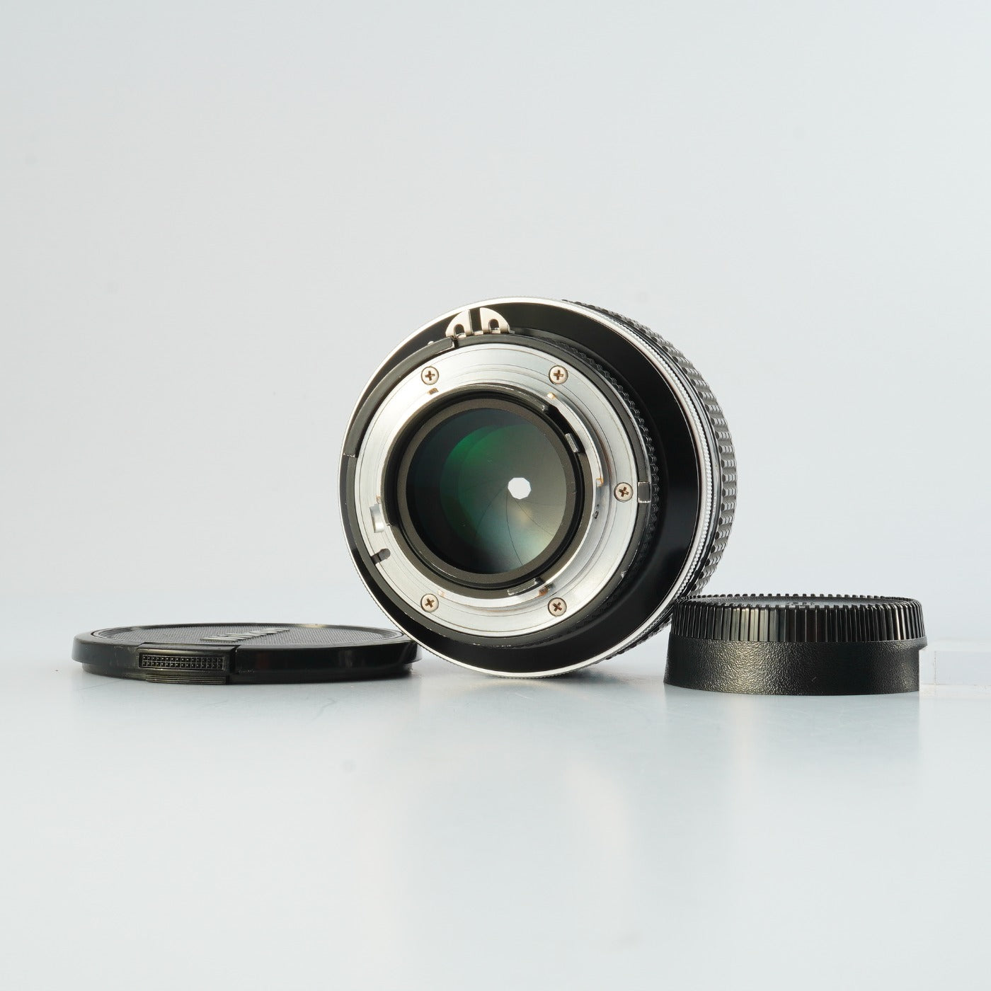 【Serviced】 Nikon Ai-S NIKKOR 85mm F/1.4 単焦点レンズ