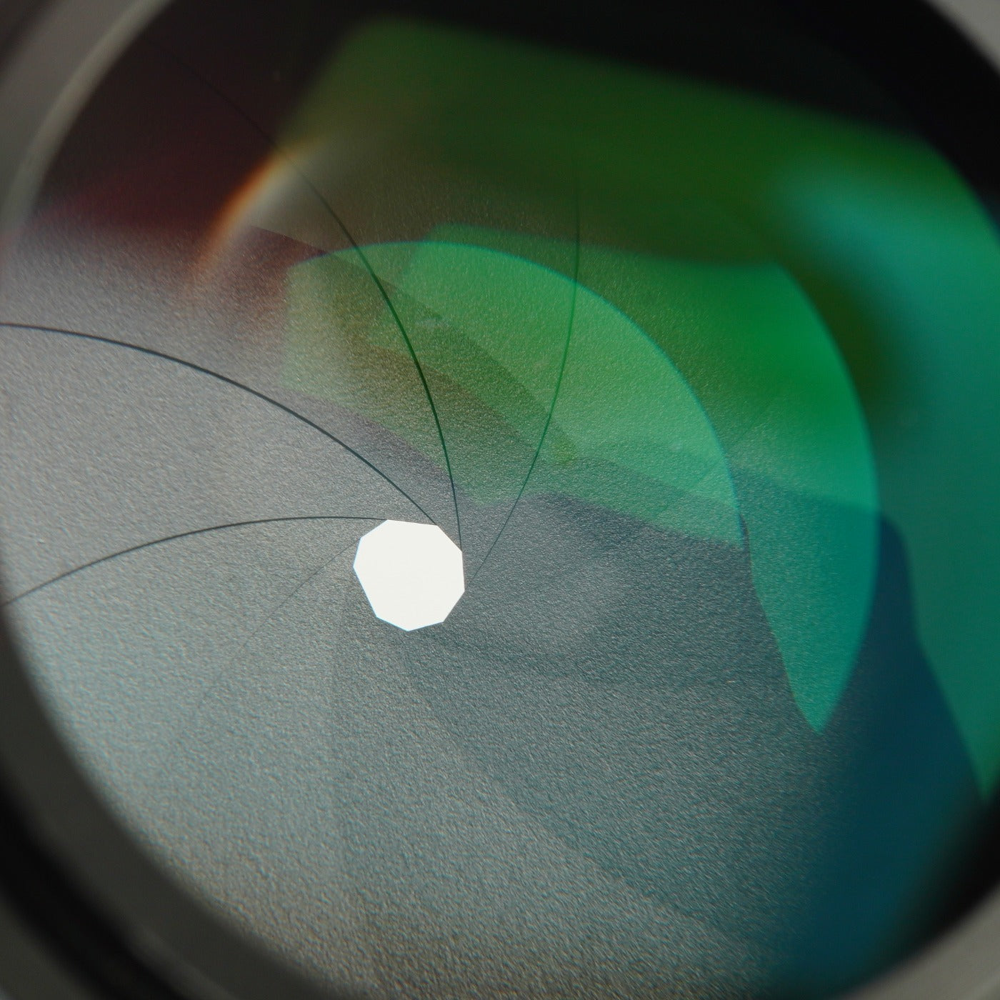 【Serviced】 Nikon Ai-S NIKKOR 85mm F/1.4 単焦点レンズ