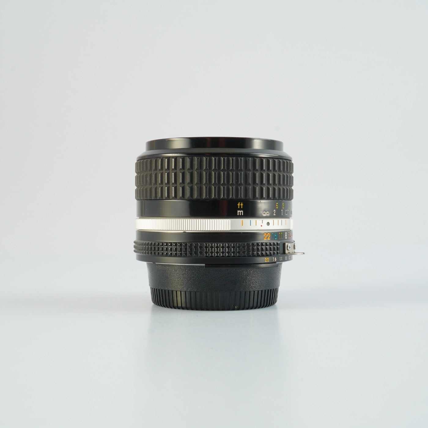 【Serviced】 Nikon Ai-S NIKKOR 24mm F/2.8 単焦点レンズ