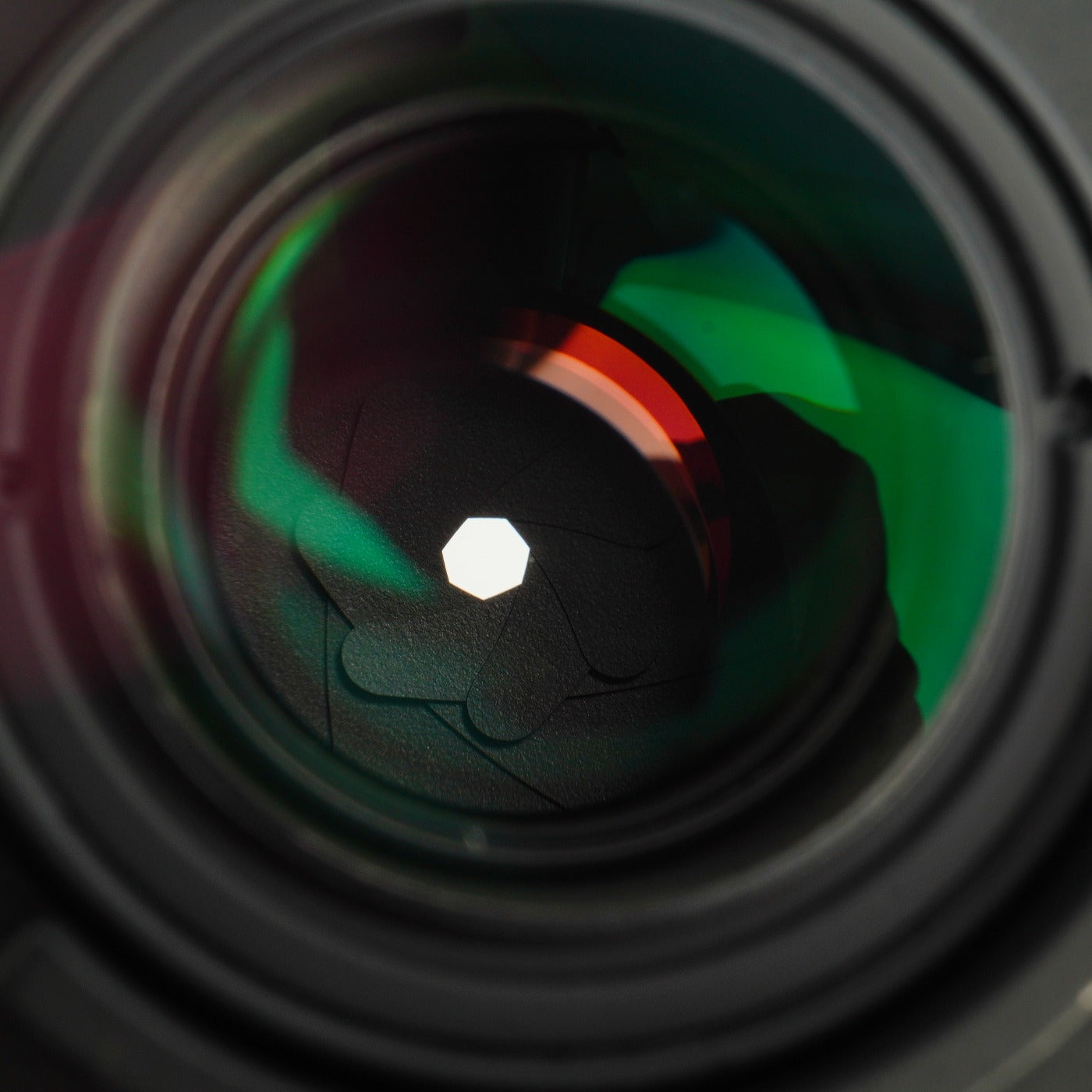 【Serviced】 Nikon Ai-S NIKKOR 24mm F/2.8 単焦点レンズ