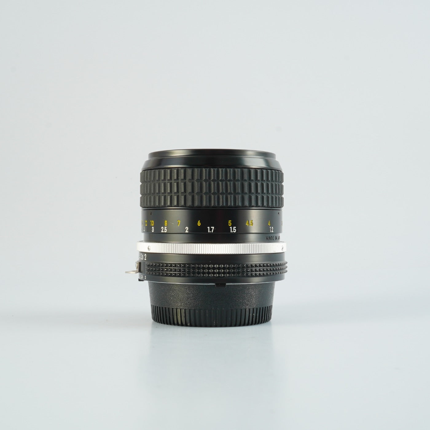 【Serviced】 Nikon Ai NIKKOR 85mm F/2 単焦点レンズ