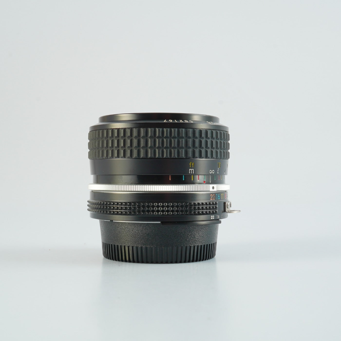 【Serviced】 Nikon Ai Nikkor 28mm F/2.8 単焦点レンズ
