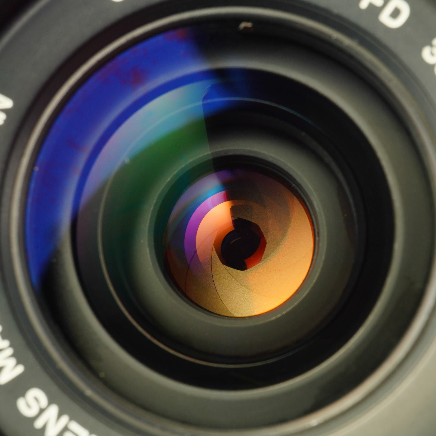 【Serviced】 Canon FD 35mm F/2 s.s.c. Concave "O" 単焦点レンズ