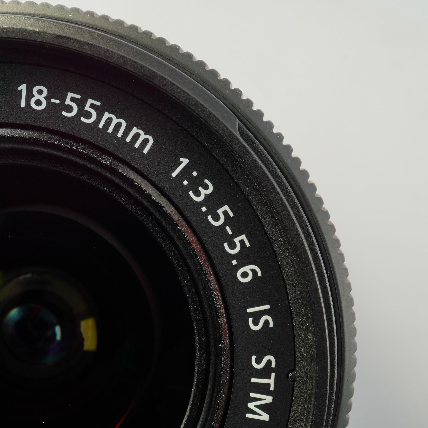 Canon EF-S 18-55mm F/3.5-5.6 IS STM ズームレンズ