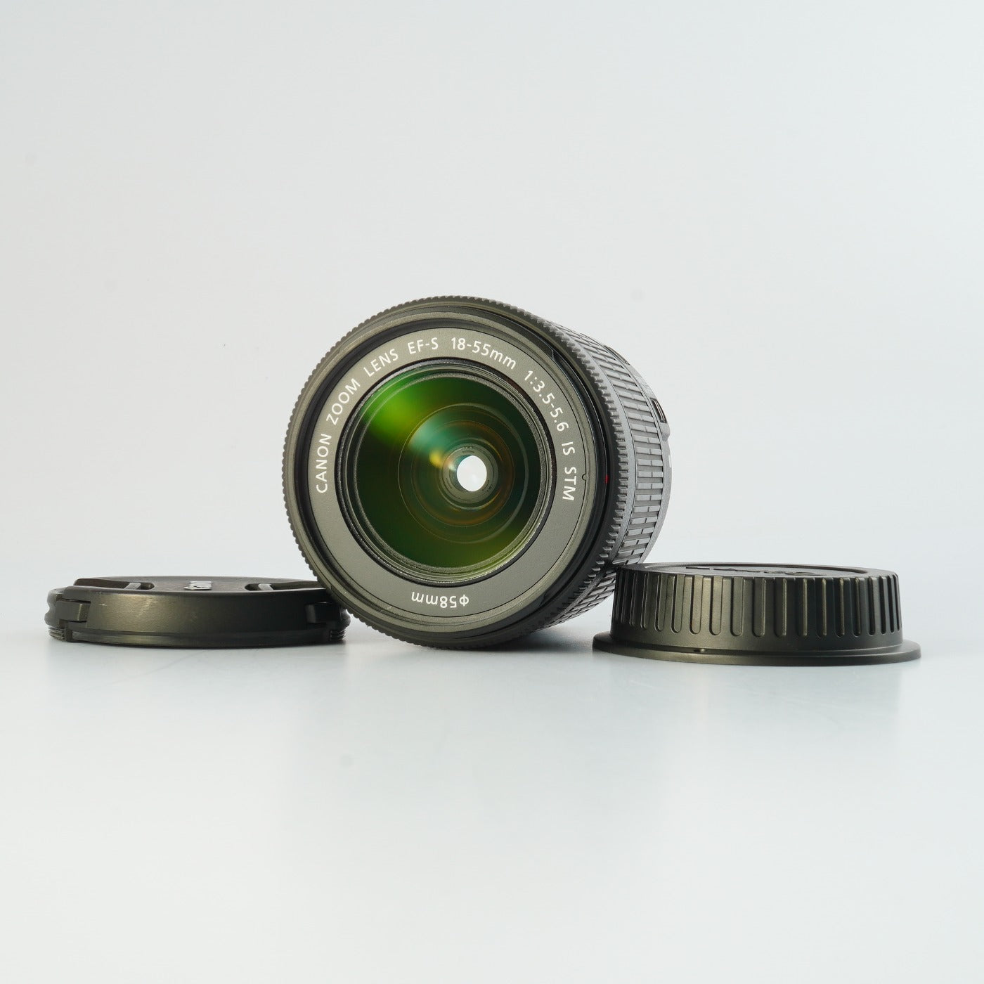 Canon EF-S 18-55mm F/3.5-5.6 IS STM ズームレンズ