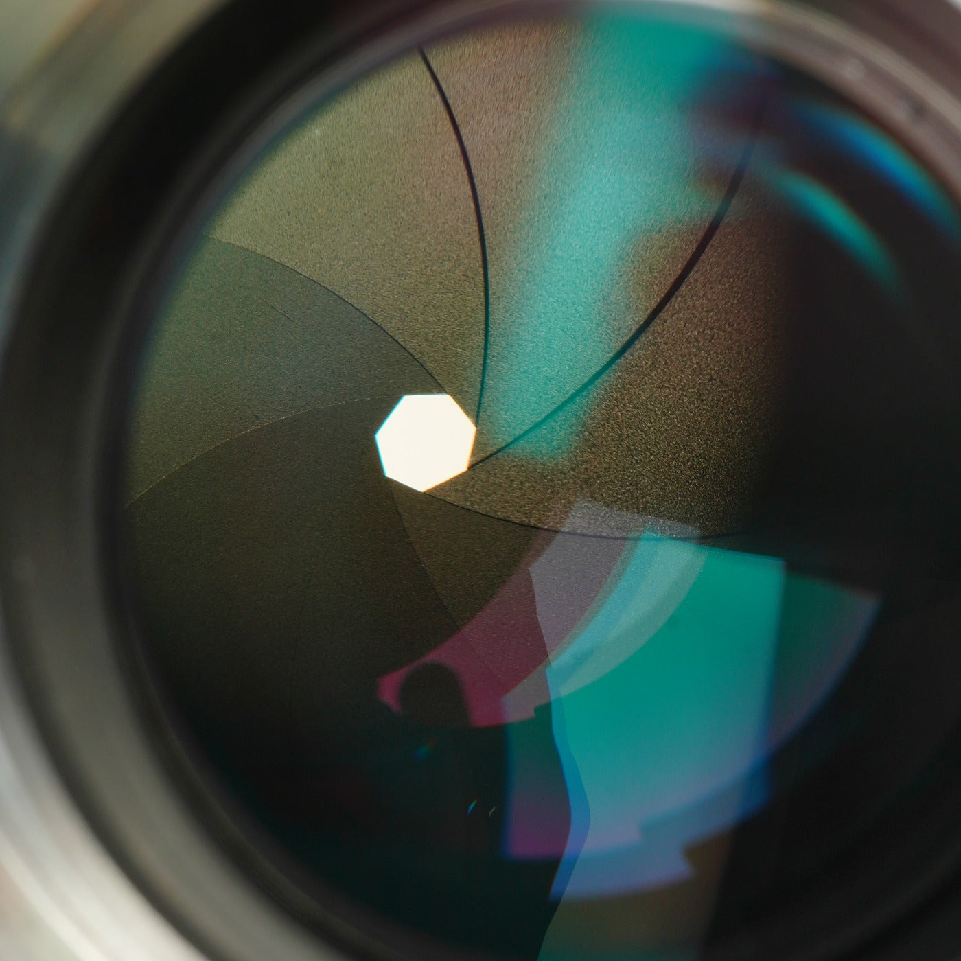 【Serviced】 Nikon Ai改 NIKKOR-N.C Auto 35mm F/1.4 単焦点レンズ