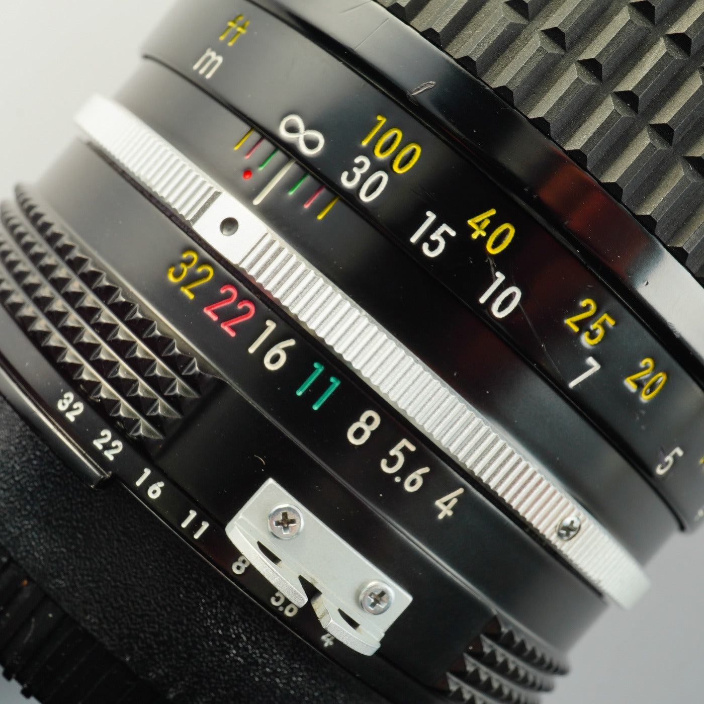 Nikon Ai NIKKOR 200mm F/4 単焦点レンズ