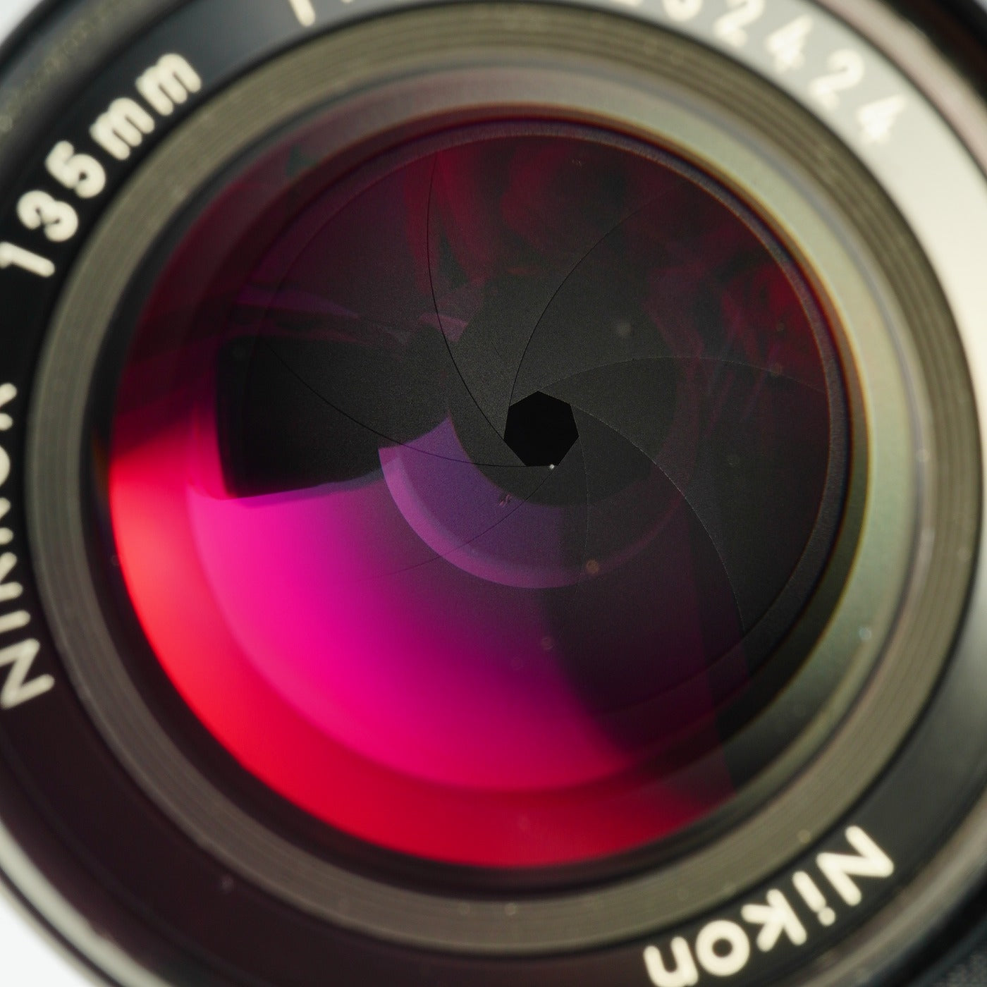 Nikon Ai NIKKOR 135mm F/3.5 単焦点レンズ