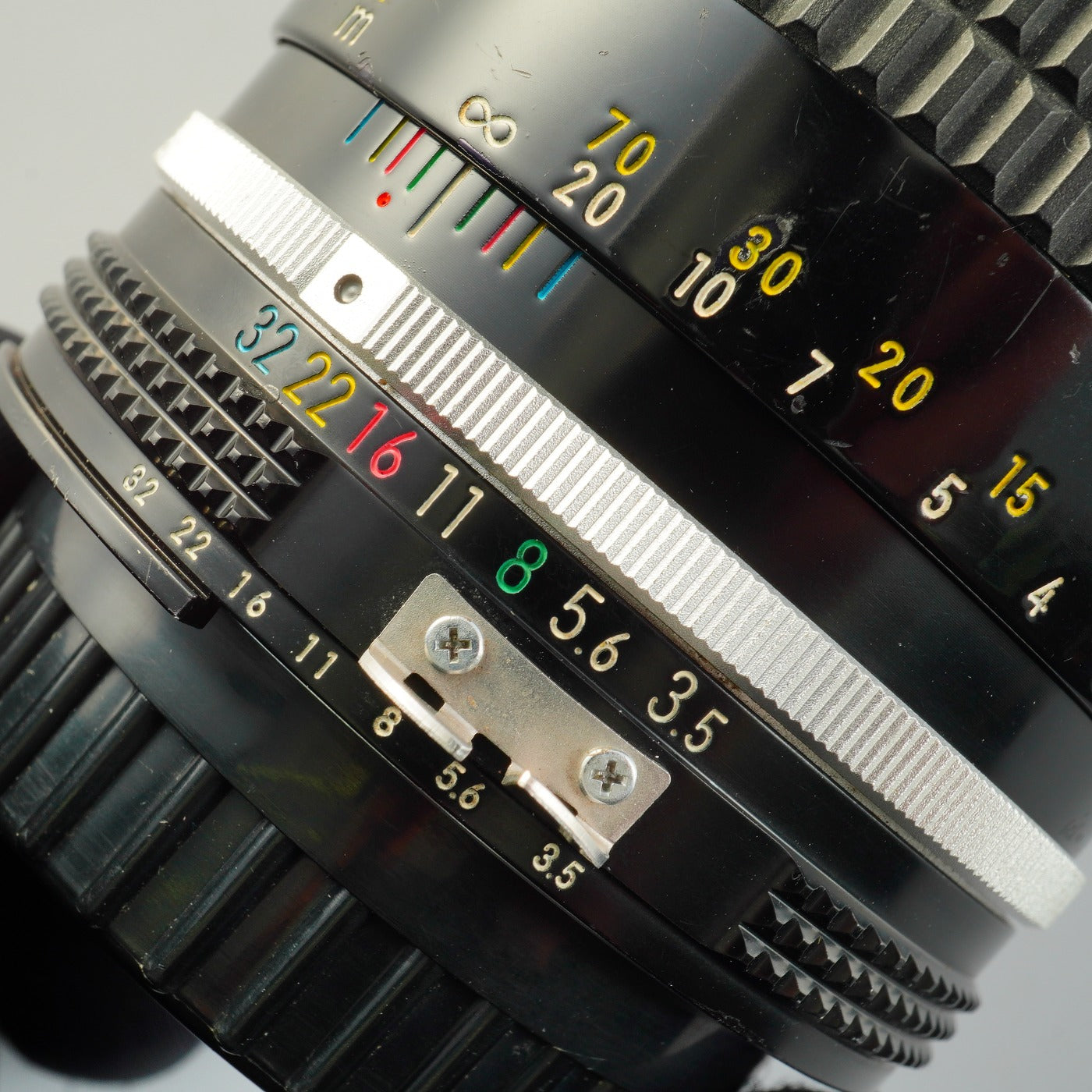 Nikon Ai NIKKOR 135mm F/3.5 単焦点レンズ