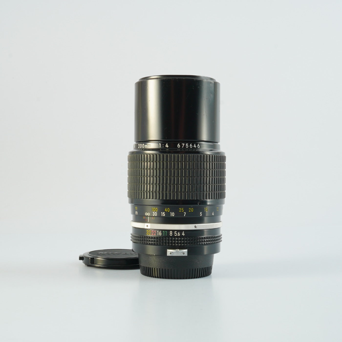 Nikon 非Ai NIKKOR 200mm F/4 単焦点レンズ