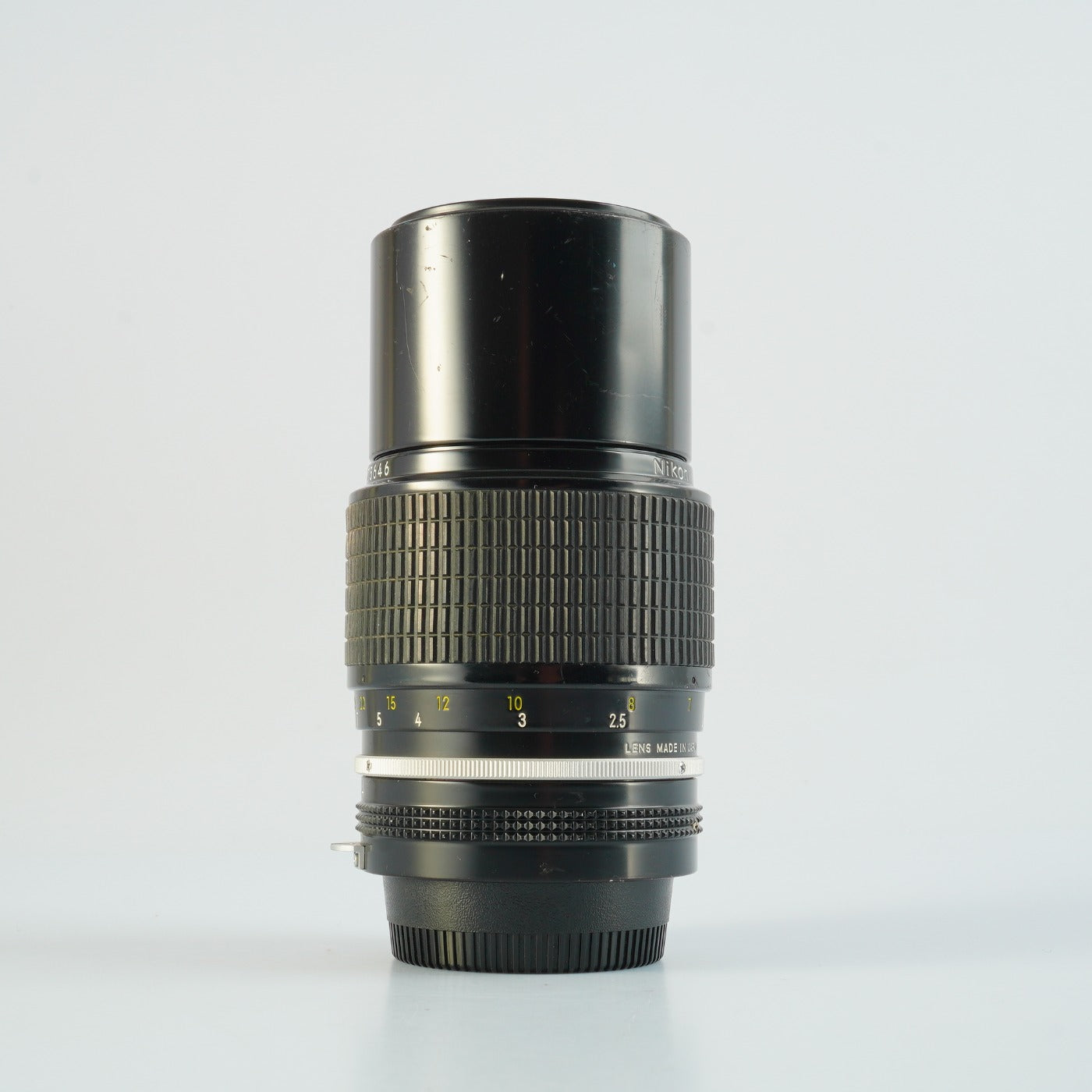 Nikon 非Ai NIKKOR 200mm F/4 単焦点レンズ