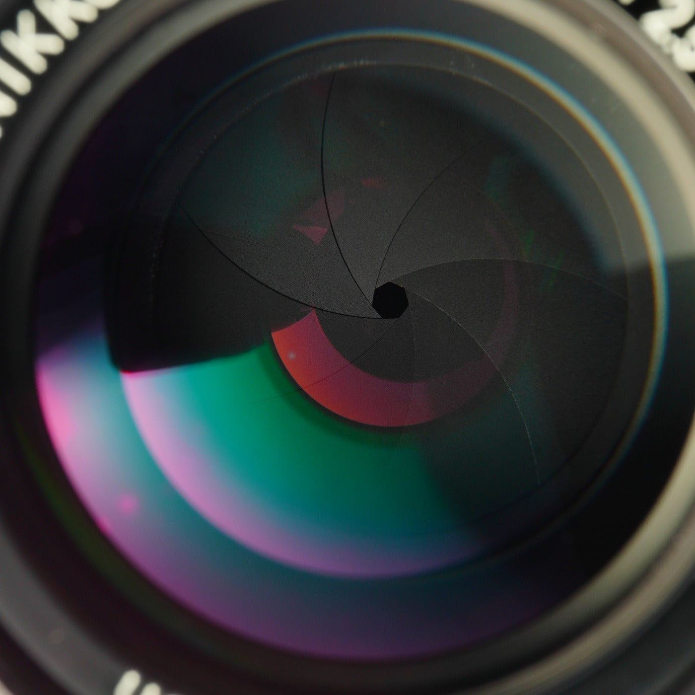 Nikon 非Ai Nikkor 105mm F/2.5 単焦点レンズ