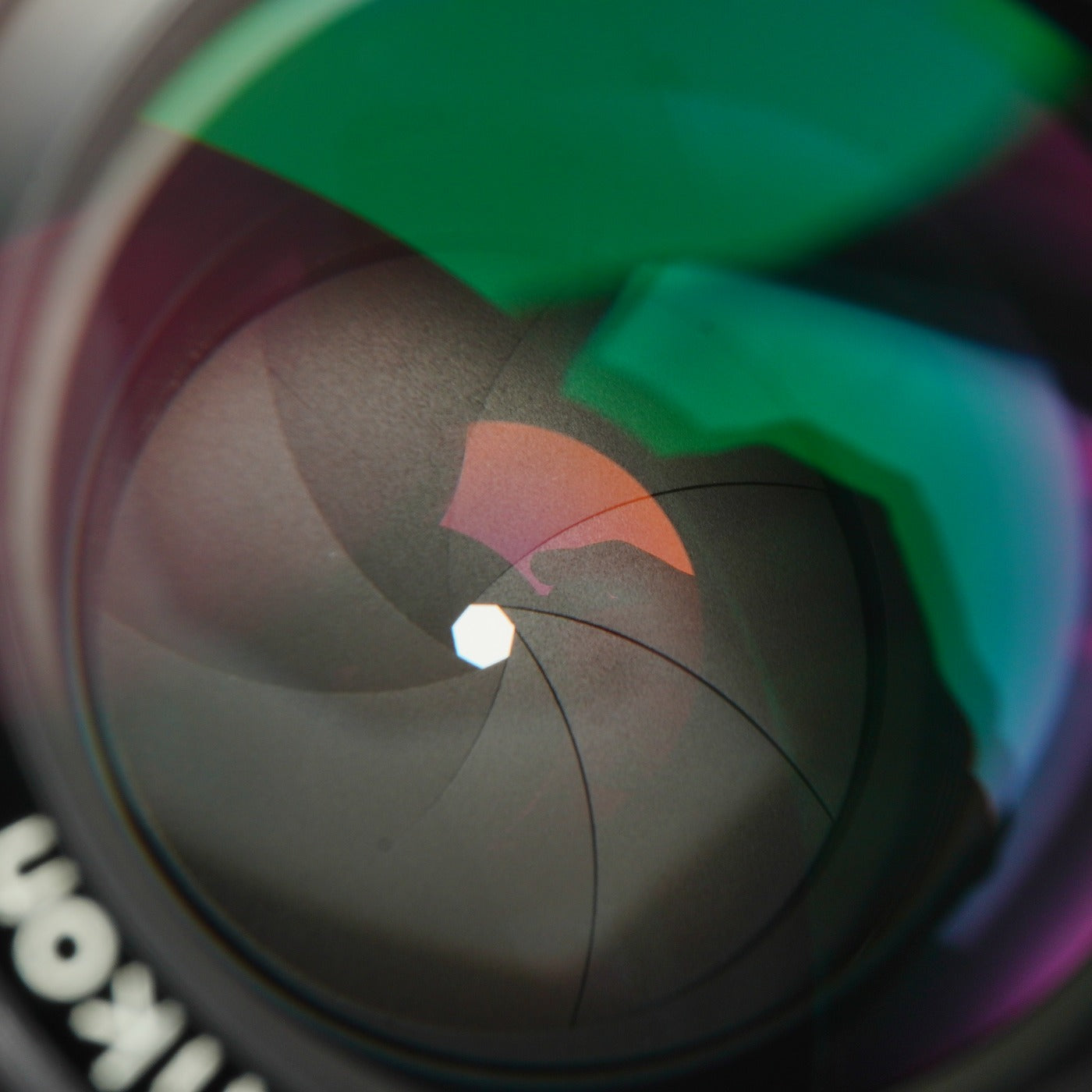 Nikon 非Ai Nikkor 105mm F/2.5 単焦点レンズ