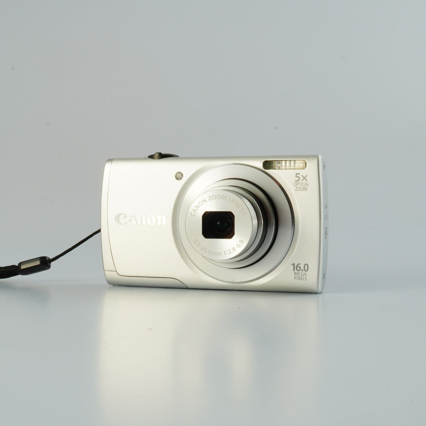 Canon PowerShot A2600 Silver + SD 2GB コンパクトデジタルカメラ