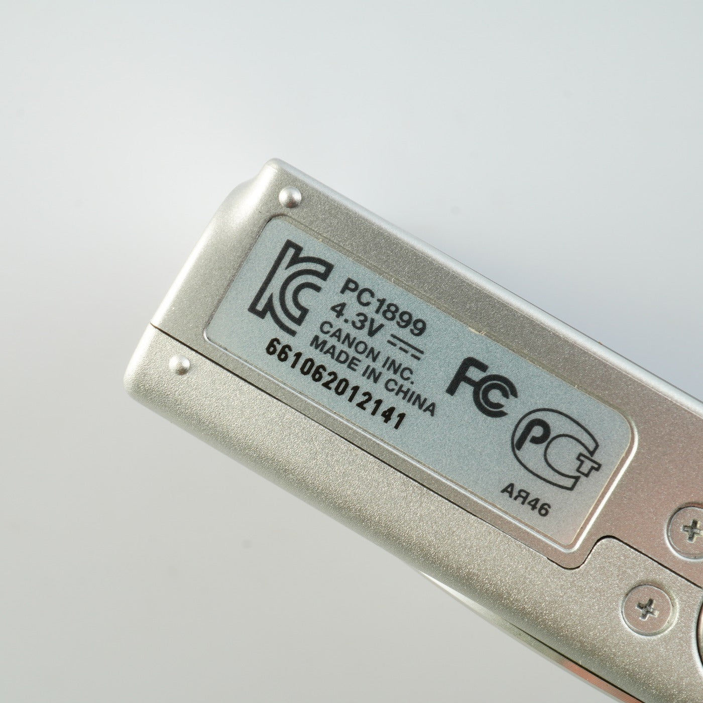 Canon PowerShot A2600 Silver + SD 2GB コンパクトデジタルカメラ