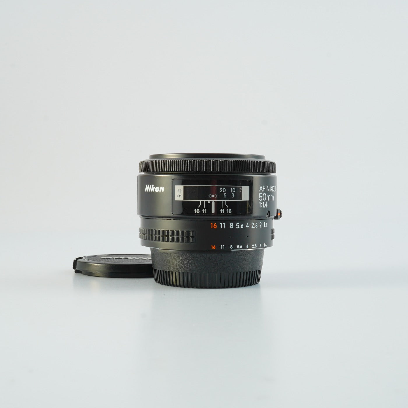 Nikon AF Nikkor 50mm F/1.4 単焦点レンズ