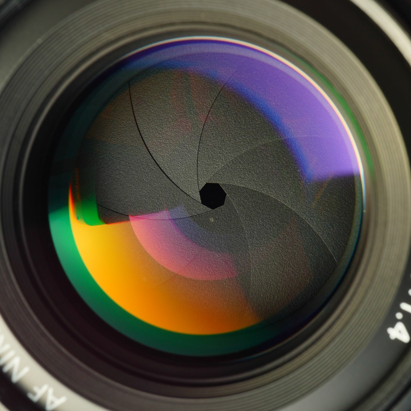Nikon AF Nikkor 50mm F/1.4 単焦点レンズ