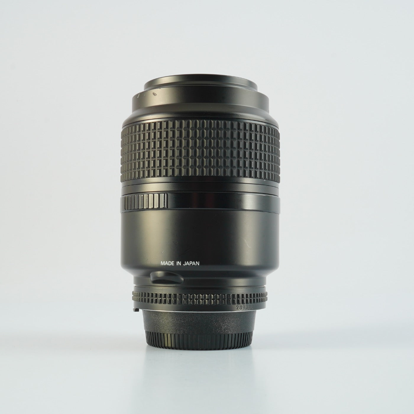 Nikon AF MICRO NIKKOR 105mm F/2.8 マクロレンズ