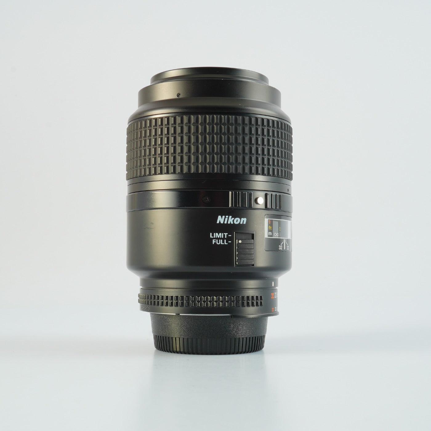 Nikon AF MICRO NIKKOR 105mm F/2.8 マクロレンズ