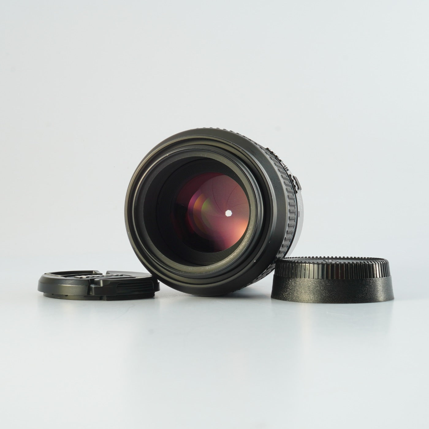 Nikon AF MICRO NIKKOR 105mm F/2.8 マクロレンズ