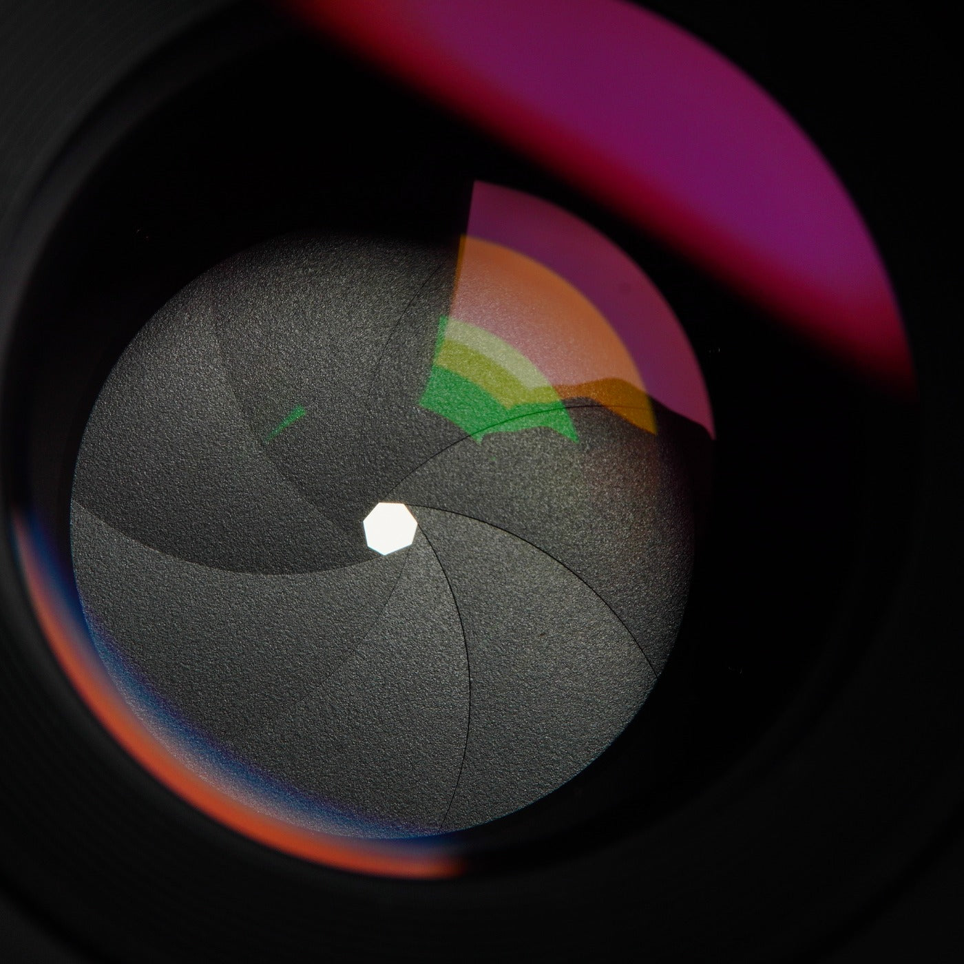 Nikon AF MICRO NIKKOR 105mm F/2.8 マクロレンズ