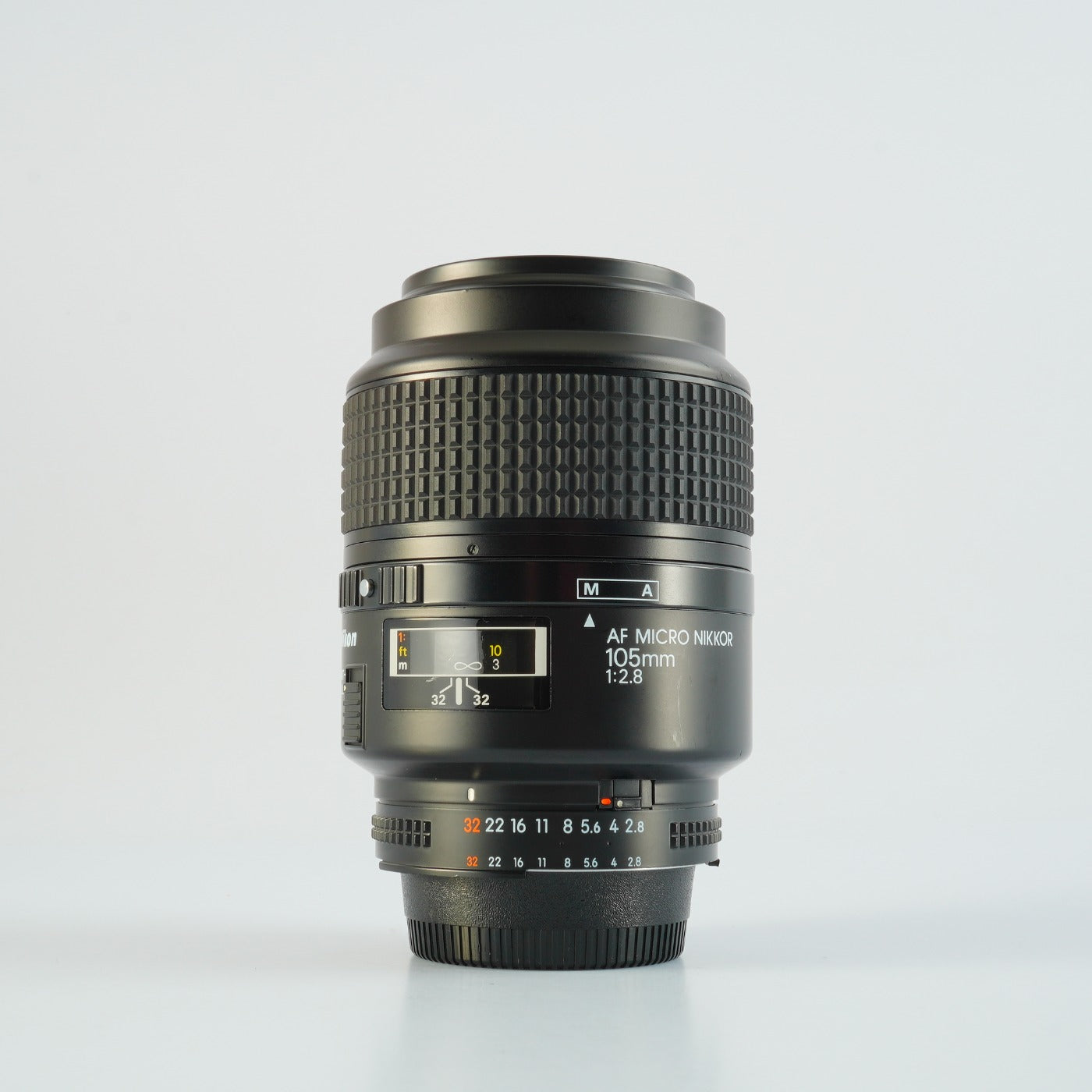 Nikon AF MICRO NIKKOR 105mm F/2.8 マクロレンズ