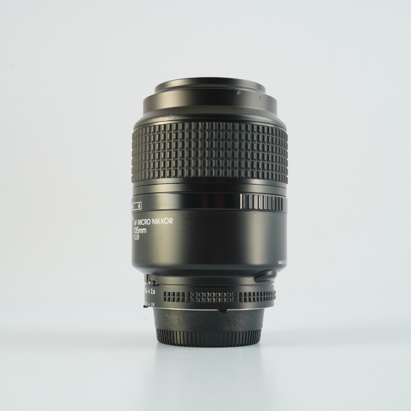 Nikon AF MICRO NIKKOR 105mm F/2.8 マクロレンズ