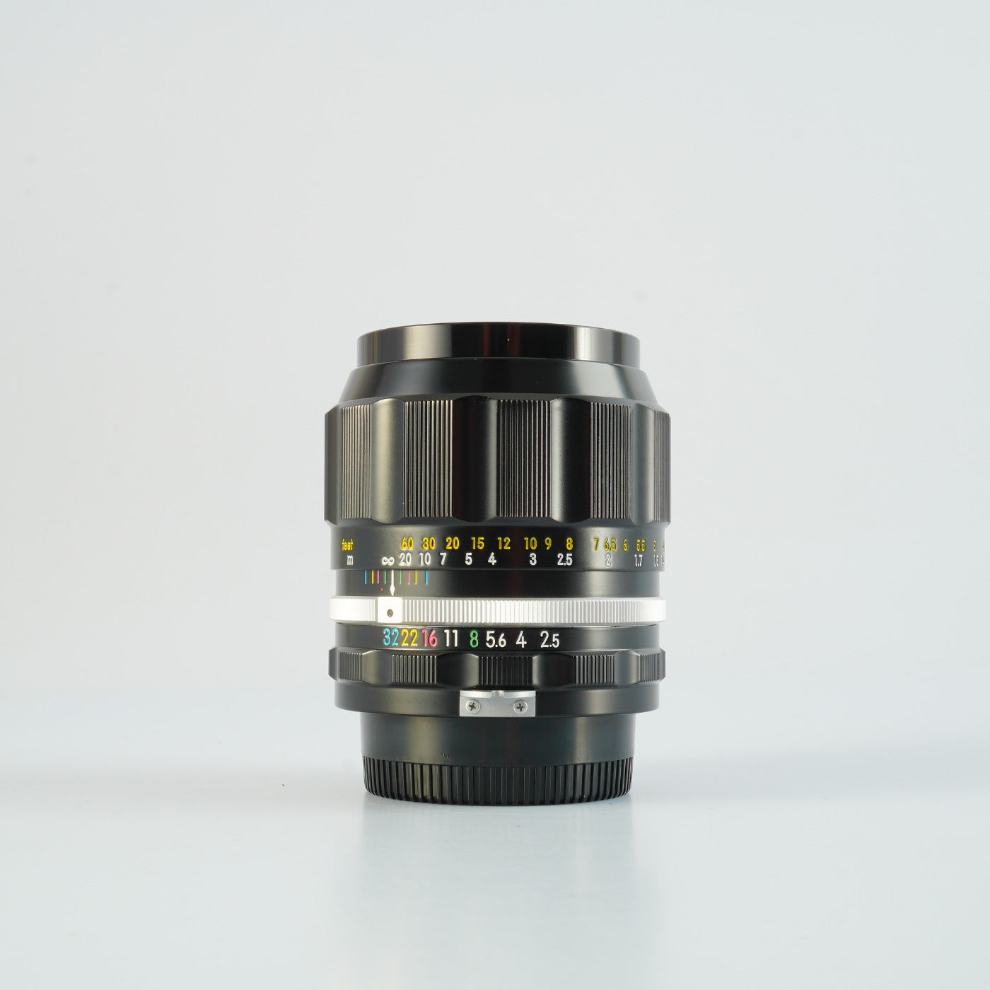 【Serviced】 Nikon 非Ai NIKKOR-P.C Auto 105mm F/2.5 単焦点レンズ