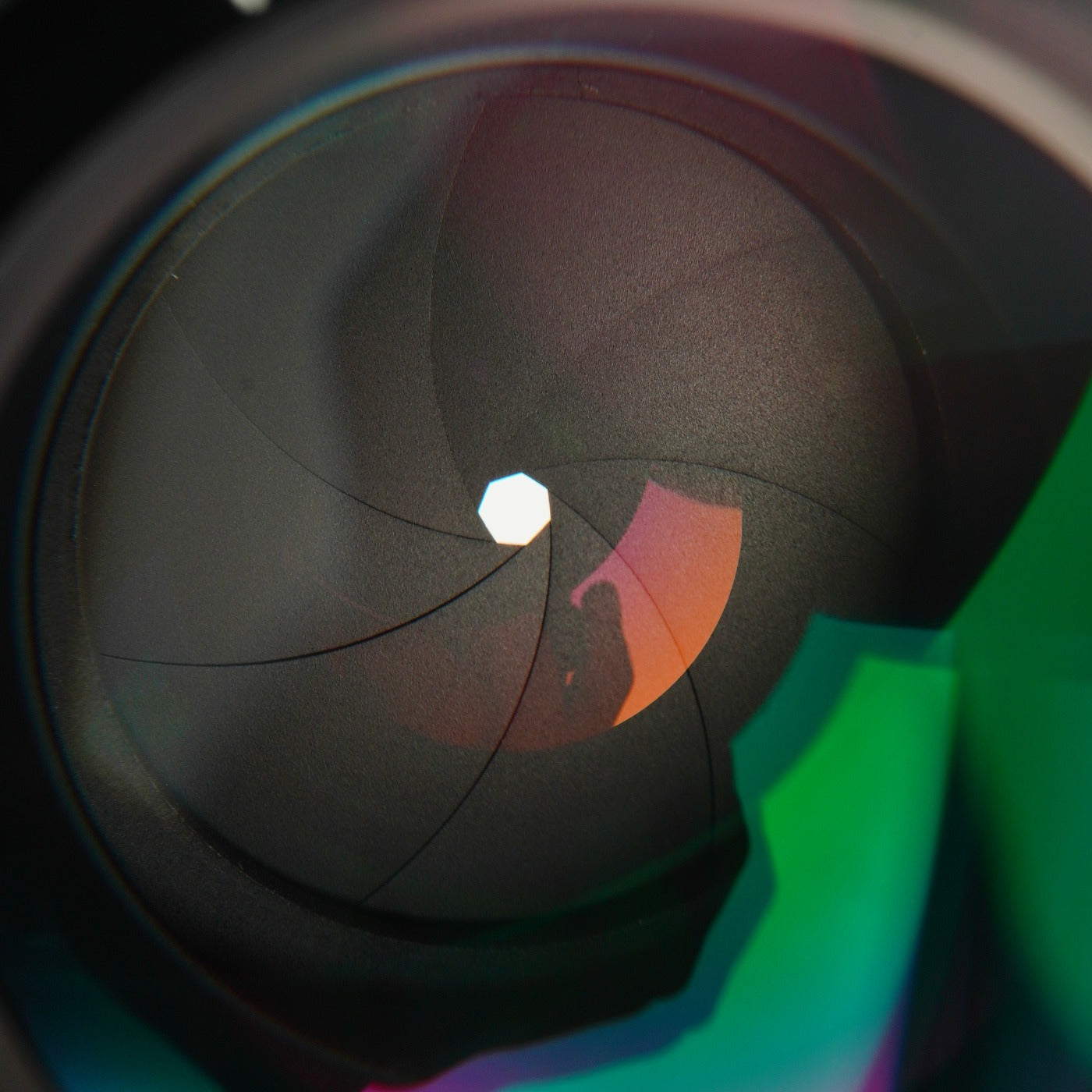【Serviced】 Nikon 非Ai NIKKOR-P.C Auto 105mm F/2.5 単焦点レンズ