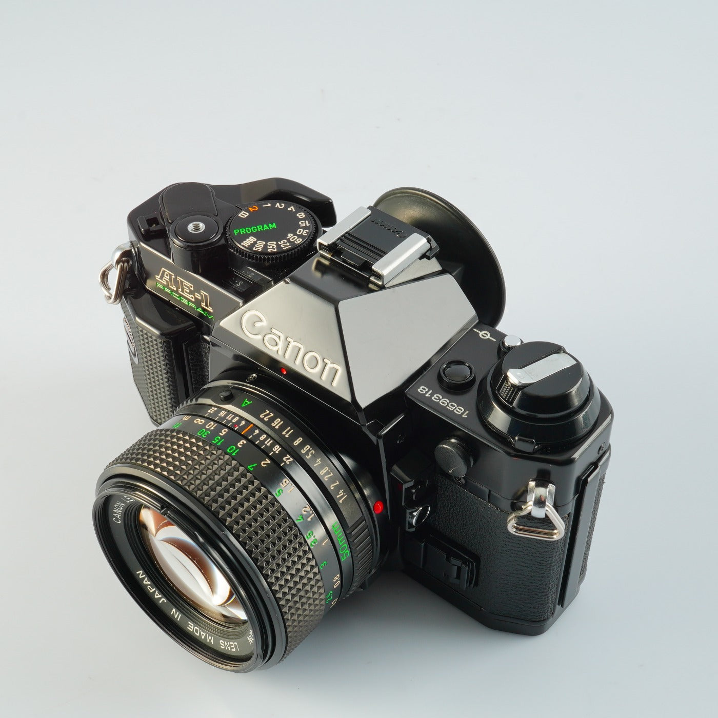 【SERVICED】 Canon AE-1 Program Black + New FD 50mm F/1.4 MF フィルム一眼レフカメラ