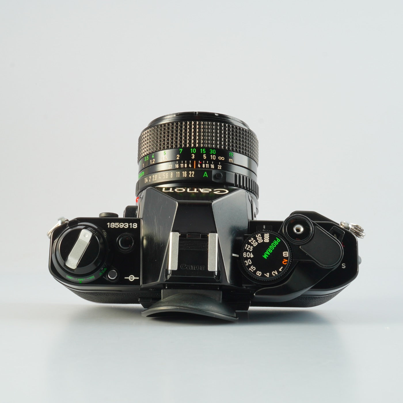 【SERVICED】 Canon AE-1 Program Black + New FD 50mm F/1.4 MF フィルム一眼レフカメラ