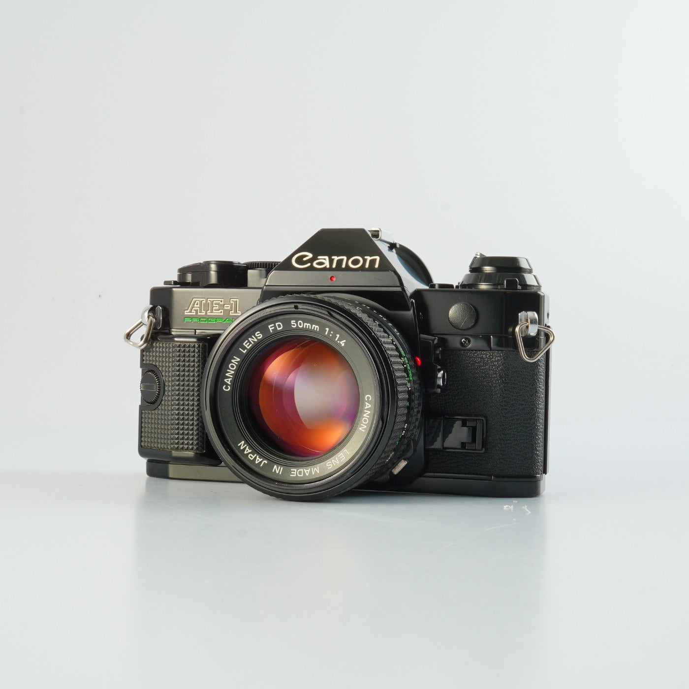 【SERVICED】 Canon AE-1 Program Black + New FD 50mm F/1.4 MF フィルム一眼レフカメラ