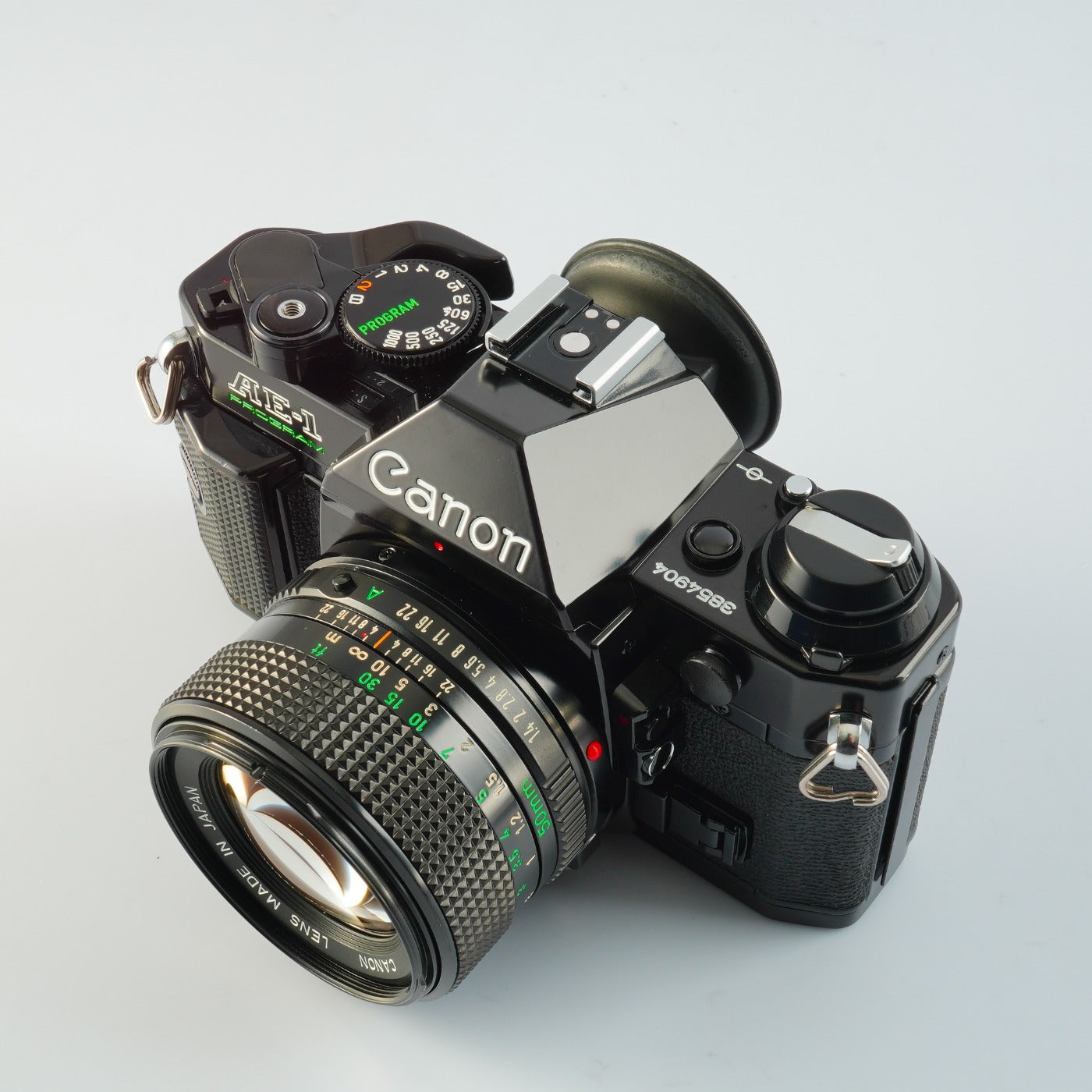 【SERVICED】 Canon AE-1 Program Black + New FD 50mm F/1.4 MF フィルム一眼レフカメラ