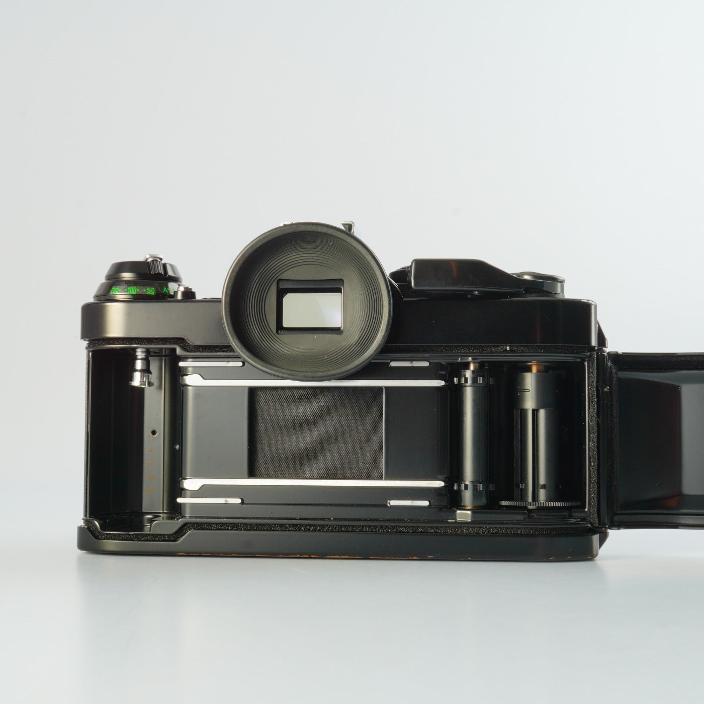 【SERVICED】 Canon AE-1 Program Black + New FD 50mm F/1.4 MF フィルム一眼レフカメラ