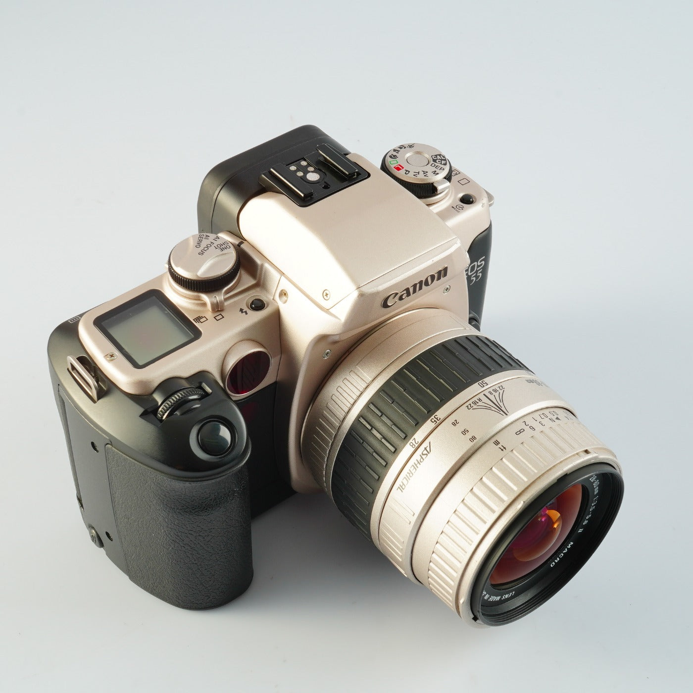 Canon EOS 55 (ELAN II) Gold ＋ SIGMA 28-80mm F/3.5-5.6 Ⅱ MACRO ASPHERICAL AF AF フィルム一眼レフカメラ
