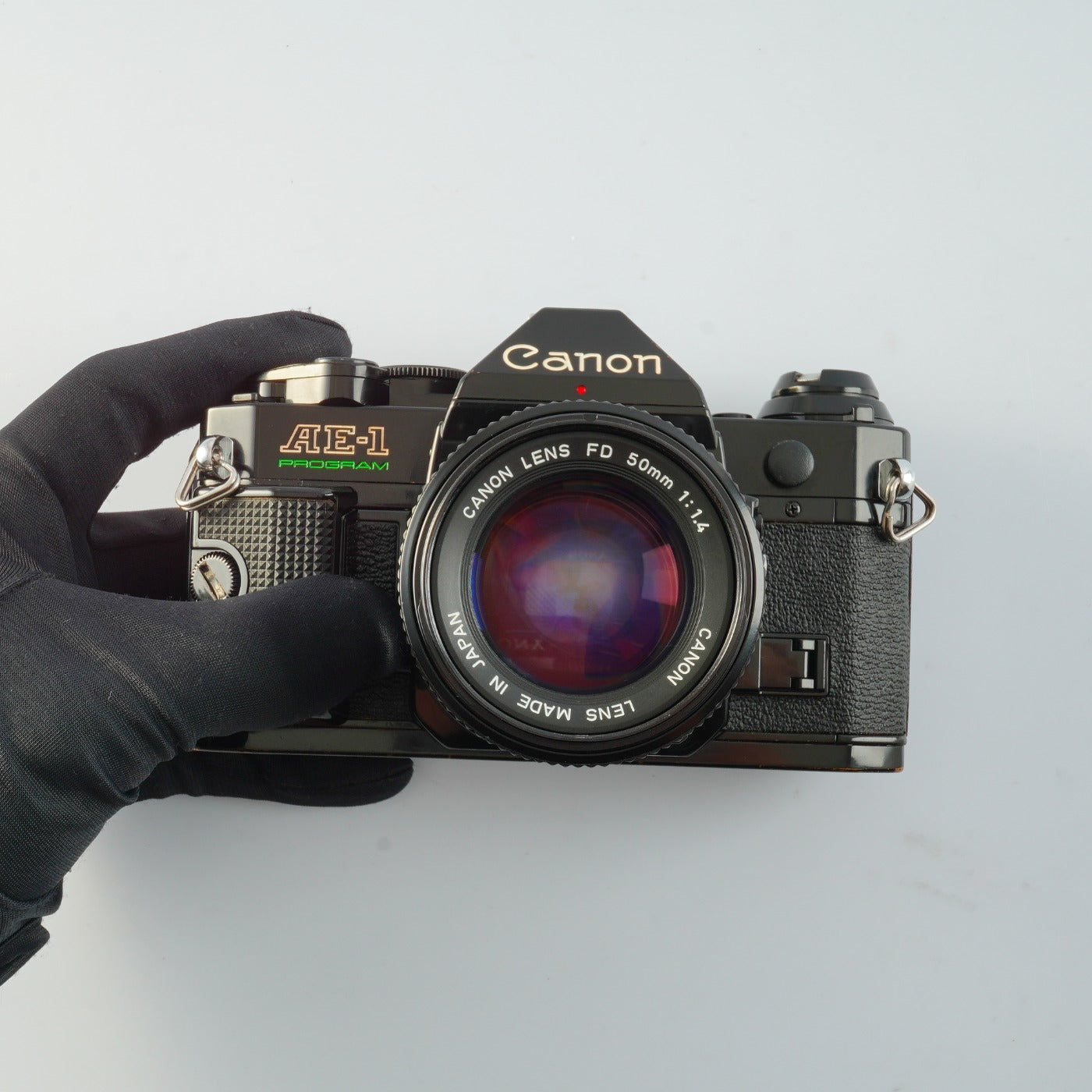 【SERVICED】 Canon AE-1 Program Black + New FD 50mm F/1.4 MF フィルム一眼レフカメラ