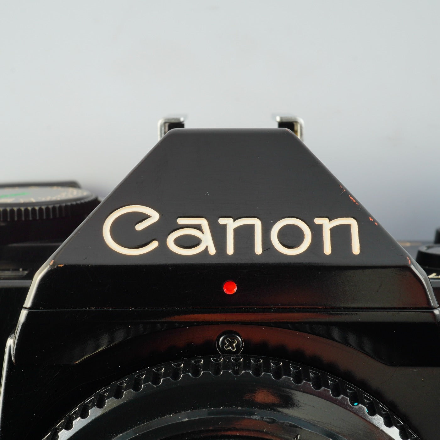 【SERVICED】 Canon AE-1 Program Black + New FD 50mm F/1.4 MF フィルム一眼レフカメラ