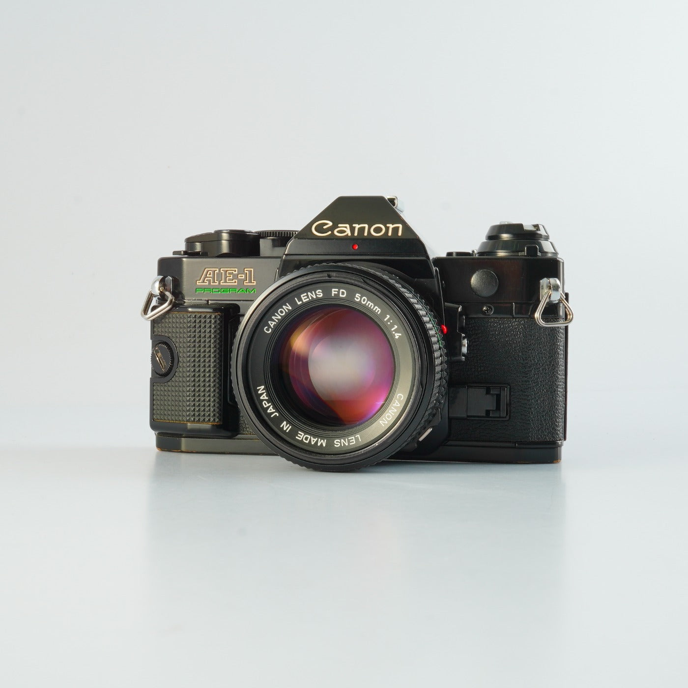 【SERVICED】 Canon AE-1 Program Black + New FD 50mm F/1.4 MF フィルム一眼レフカメラ
