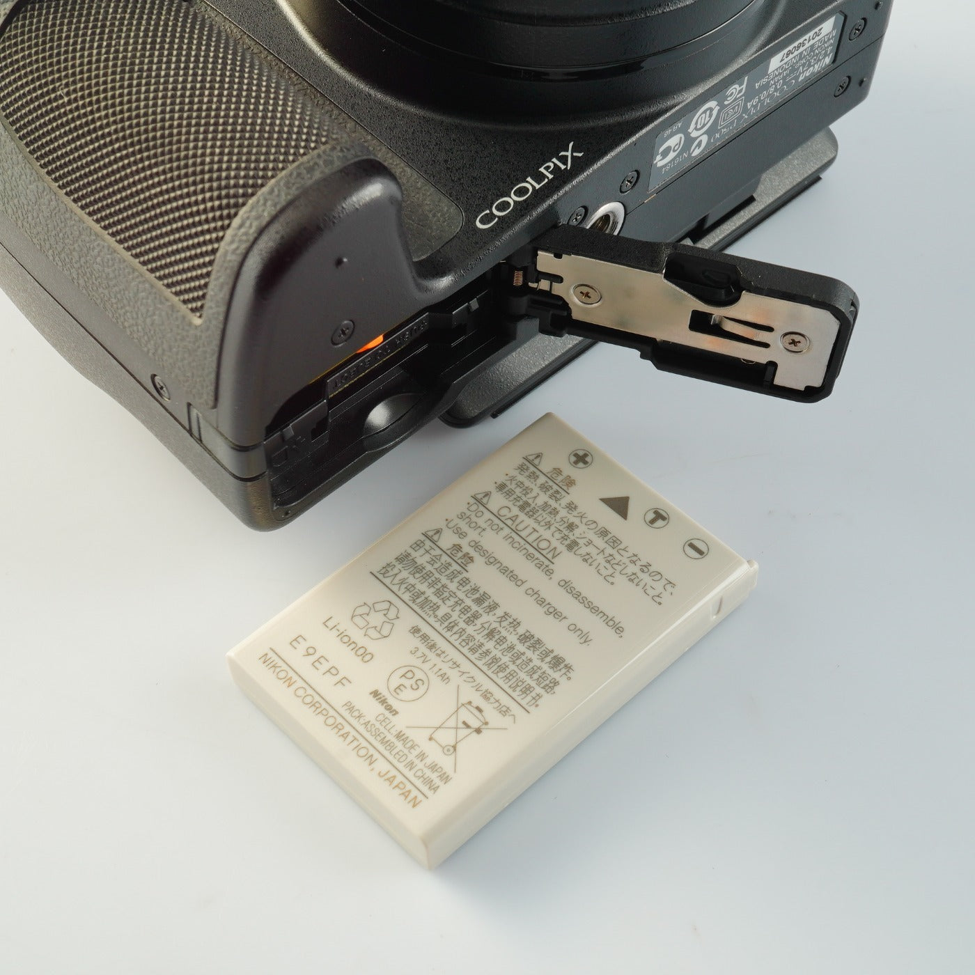 Nikon Coolpix P500 コンパクトデジタルカメラ