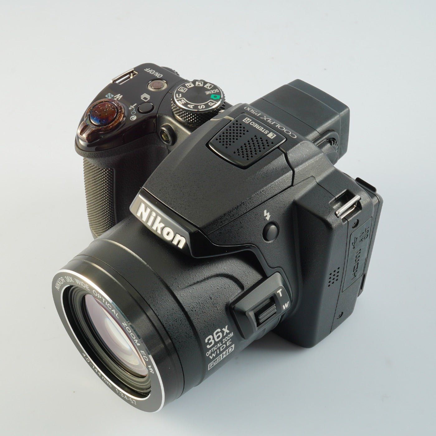 Nikon Coolpix P500 コンパクトデジタルカメラ