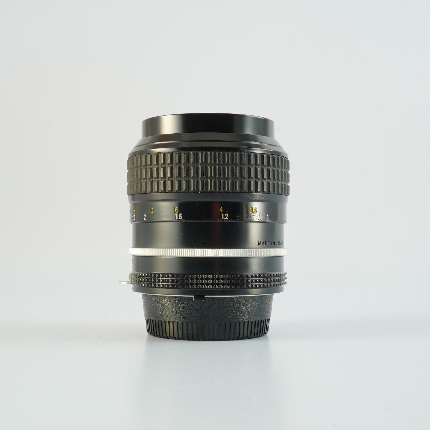 【Serviced】 Nikon Ai NIKKOR 105mm F/2.5 単焦点レンズ