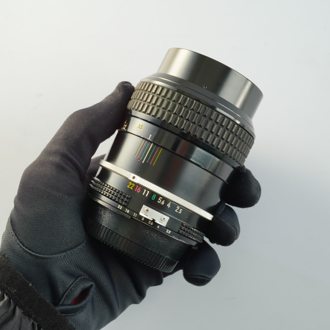 【Serviced】 Nikon Ai NIKKOR 105mm F/2.5 単焦点レンズ
