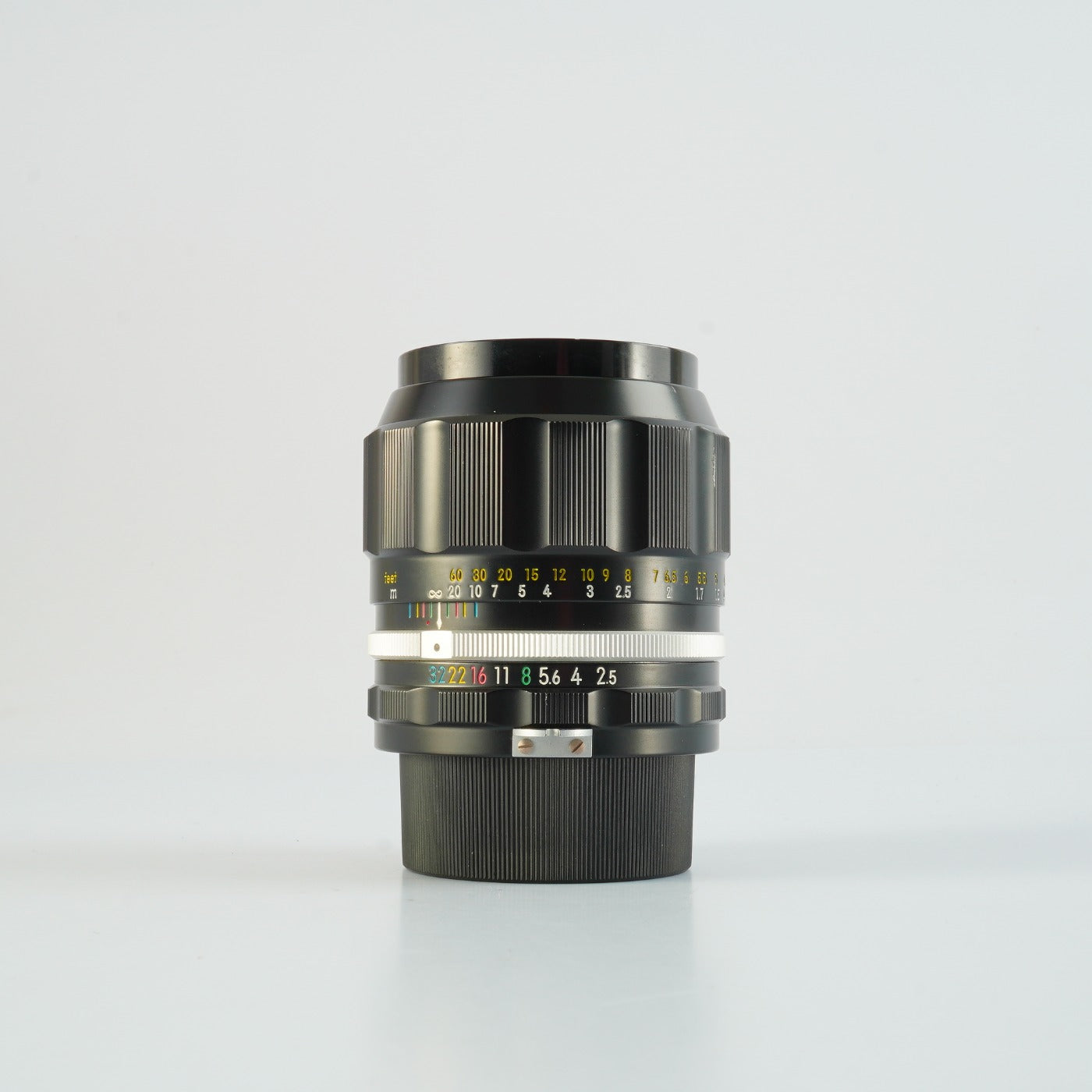 【Serviced】 Nikon 非Ai NIKKOR-P.C Auto 105mm F/2.5 単焦点レンズ