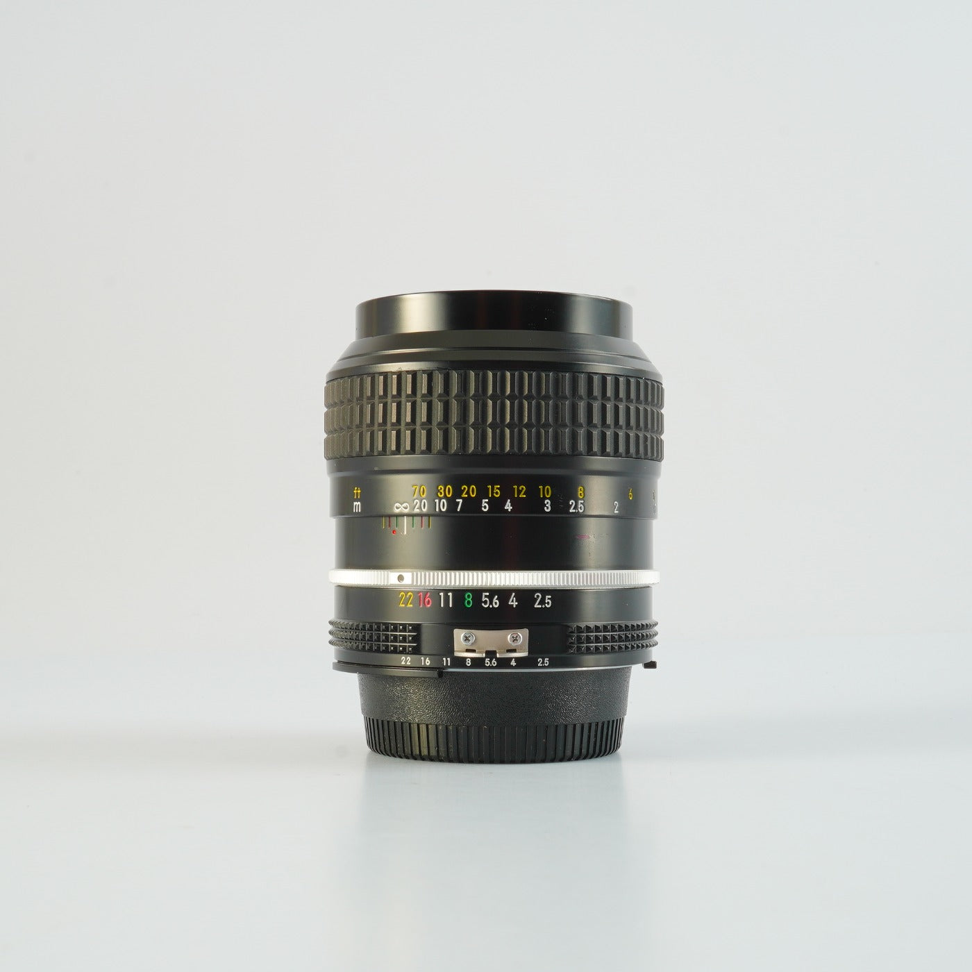 【Serviced】 Nikon Ai NIKKOR 105mm F/2.5 単焦点レンズ
