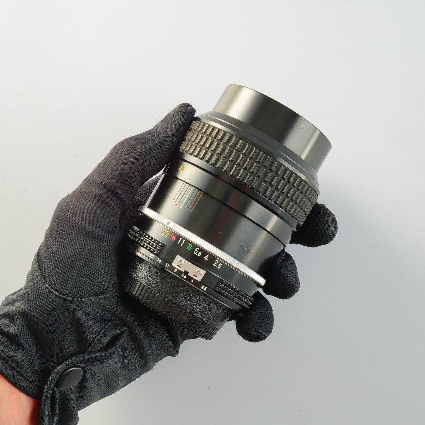 【Serviced】 Nikon Ai NIKKOR 105mm F/2.5 単焦点レンズ